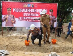 Kado Manis di HUT Bhayangkara, Dua Warga Mentok Kini Punya Rumah Layak Huni