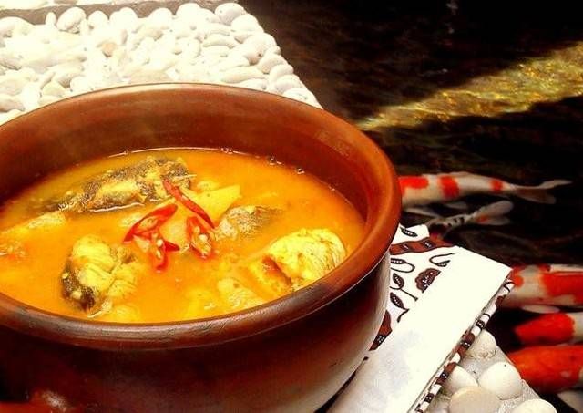 Lempah kuning makanan khas Bangka Belitung (Pinterest)