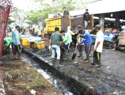 Pasar Mentok Dibersihkan Tiap Jumat, Wabup Bangka Barat: Tak Ada Lagi Bau Menyengat