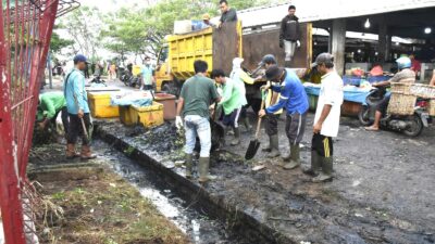 Pasar Mentok Dibersihkan Tiap Jumat, Wabup Bangka Barat: Tak Ada Lagi Bau Menyengat