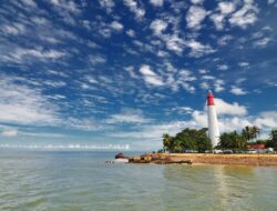 Pesona Tersembunyi di Ujung Bangka: Pantai Tanjung Kalian, Surga Laut dan Sejarah di Mentok