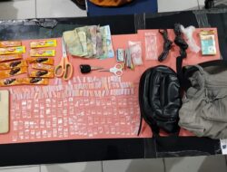 Pria Asal Sukabumi Dibekuk Tim Hantu, Polisi Temukan 94 Paket Sabu di Jok Motor