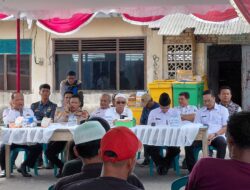 Pemkab Bangka Barat Bahas Rencana Pengerukan Alur Pelabuhan Mentok Bersama Nelayan