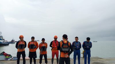 Cuaca Buruk, Nelayan Bangka Barat Tak Kunjung Pulang dari Laut