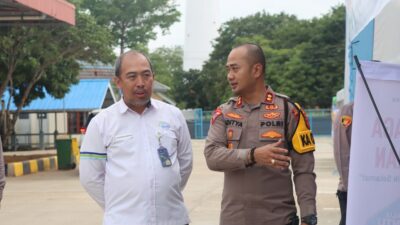 Arus Mudik di Pelabuhan Tanjung Kalian Mulai Ramai, Kendaraan Antre hingga Ratusan Meter